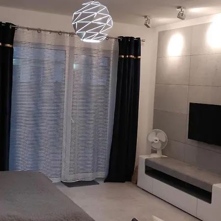 Amber Z Garazem - Osiedle Bursztynowe * コウォブジェク